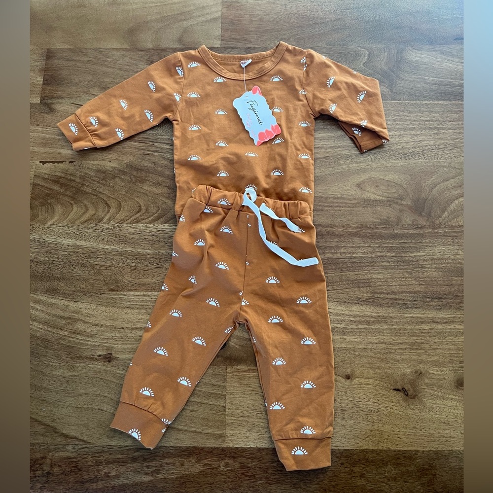 Fuyimei You Are My Sunshine Outfit 2 piece Sweatshirt and Sweatpants 6-12 Months